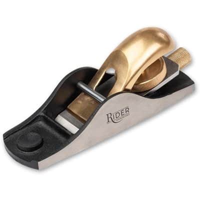 פינת הנגרות והעץ